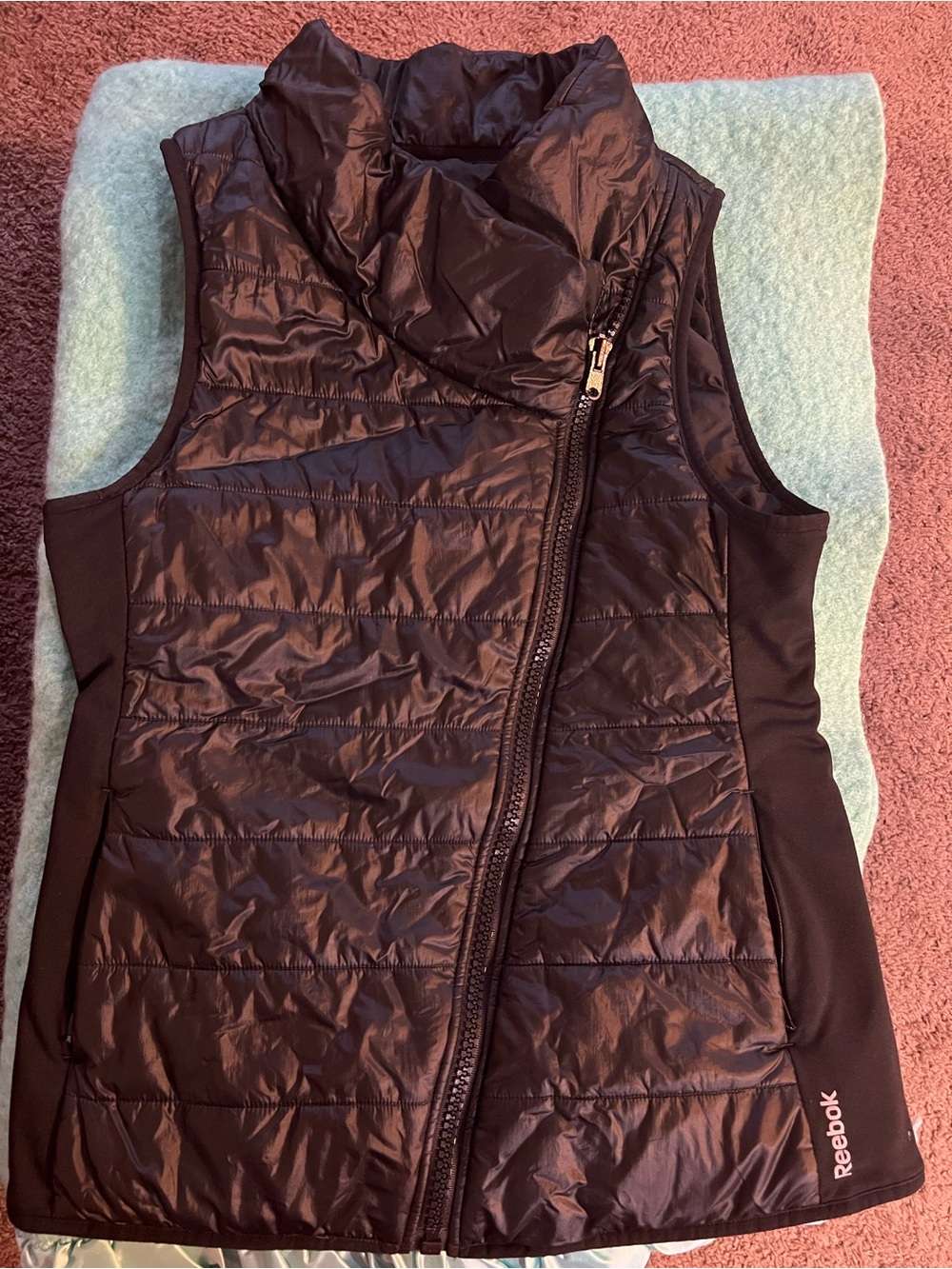 Reebok Black Puffer Vest | Lightweight Zip Up Athletic Layer Women